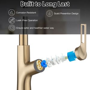 Rubinetto da Cucina Monocomando Oro Spazzolato con Doccetta Estraibile, Design a Cascata a 360 Gradi - Product Image 6