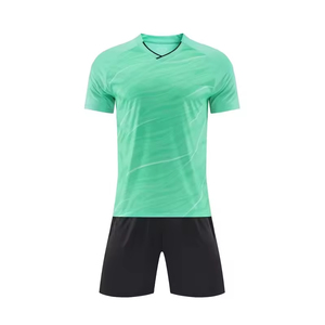 เสื้อฟุตบอลใหม่ ระบายอากาศได้ดี แขนสั้น คุณภาพสูง ปรับแต่งได้ ชุดกีฬา - Product Image 4