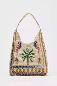 กระเป๋าสะพายไหล่ลายปักปูหลากสีสันธีมมหาสมุทร - Product Image 3