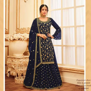 Traje Sharara Azul Turquesa Bordado para Mujer |   Salwar Kameez Dupatta de secado rápido para fiestas de graduación y bodas de invierno, con bordados dorados elaborados. - Product Image 1