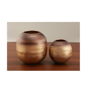 Modern <b>Textured</b> Design Handmade Eco-Friendly High Quality Metal <b>Vase</b> Home Decor Tabletop Living Room Wedding Occasions-Hot Azora - Product Image 1