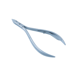 BISONS - Cortacutículas Profesional de Acero Inoxidable, Tijeras para Manicura, Cortacutículas, Herramienta para Eliminar Piel Muerta - Product Image 3