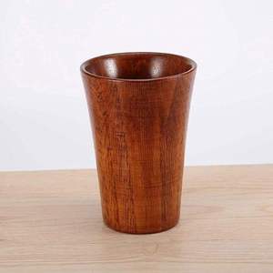 Verre à boire en bois design avec finition naturelle lisse, vaisselle artisanale haut de gamme pour la maison et l'usage commercial - Product Image 4