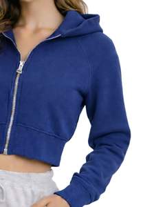 Sweat-shirt à capuche zippé court personnalisé bleu marine pour femme, à manches longues, en molleton décontracté, style streetwear et activewear - Product Image 4