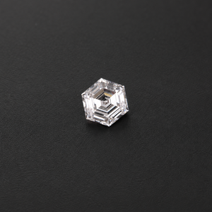 Diamant de laboratoire moderne taille hexagonale, couleur D, certifié IGI, pour bagues, pendentifs et boucles d'oreilles - Product Image 5