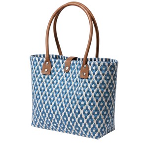 Nuevo Bolso de Moda Azul Oscuro con Diseño Floral Blanco y Asas de Cuero Marrón Hechas a Mano para Viaje - Product Image 1