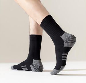 Wholesale Custom Logo High Quality Sports Casual Women <b>Socks</b> Unisex Bulk Cotton Crew <b>Socks</b> of Men - Product Image 2