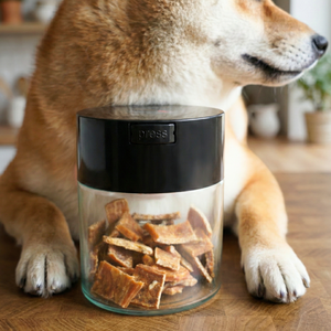 Recipiente Hermético de Grado Alimenticio PS de 0.8L con Cierre de un Toque, a Prueba de Humedad y Olores, para Mantener Frescos los Alimentos y Golosinas para Mascotas - Product Image 1