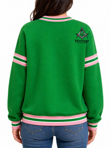 Sweat-shirt en molleton de coton personnalisé et écologique pour femme, broderie Alpha Kappa HMR, col rond, hiver - Product Image 5