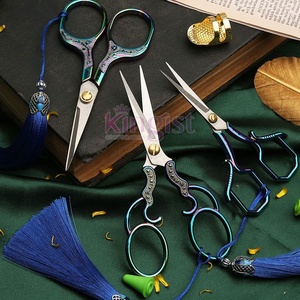 Ciseaux Vintage de haute qualité et ciseaux de broderie et de manucure Ciseaux à poignée fantaisie à pointe pointue - Product Image 6