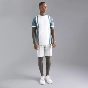 Chemise de haute qualité de couleur bleu ciel et short gris, streetwear décontracté en polyester pour hommes, manches courtes - Product Image 3