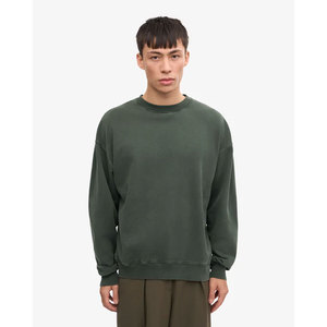 Sweat-shirt à col rond surdimensionné pour homme, couleur unie, style minimaliste, coupe classique, tissu en molleton 100% coton, sweat-shirt pour l'automne - Product Image 1