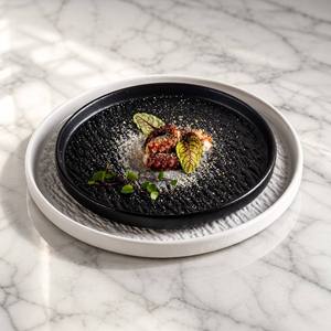 Assiette à steak profonde en céramique et porcelaine, motif grain de pierre noir et blanc, durable, anti-fuite, minimaliste, sans BPA, compatible lave-vaisselle, four et micro-ondes - Product Image 1