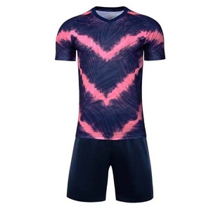 Ensemble de maillots de football pour hommes, bleu tie-dye, col en V, manches courtes, 100% polyester, évacuation de l'humidité, vêtements d'été - Product Image 3