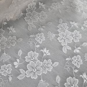Tela de Encaje Elástico Floral, Nailon y Spandex, 127 cm, Peso Medio, Tejido de Punto, para Lencería, Vestidos, Ropa, Bodas y Ocasiones Especiales - Product Image 2