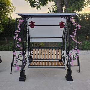 Silla Columpio Decorativa Contemporánea de Hierro Forjado con Toldo para Jardín, Patio, Escuela y Parque, Muebles de Asiento Relajantes para Exteriores - Product Image 2