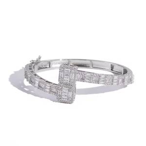 Luxury Women's <b>Gold</b> Diamond Bracelet Round Brilliant Cut Natural Diamonds Classic Everyday Wear Bracelet for Womens - Product Image 1