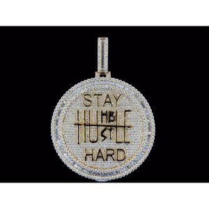 Colgante Hip Hop Motivacional Personalizado para Hombre y Mujer con Incrustaciones de Diamantes Cultivados en Laboratorio y Baño de Rodio en Plata 925, Regalo - Product Image 3