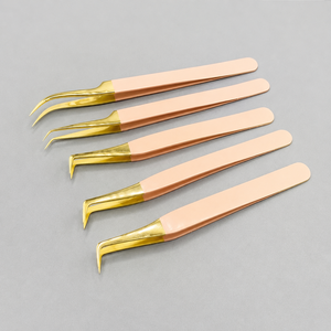 Ensemble de pinces à cils en acier inoxydable incurvé, couleur or rose, écologiques, durables, de qualité supérieure, pour les artistes professionnels en extensions de cils - Product Image 1