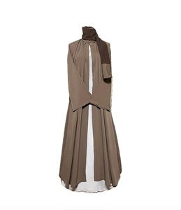 Ensemble Abaya Minimaliste en Polyester avec Logo Personnalisé, Robe Intérieure pour Femme, Hijab Inclus, Séchage Rapide, Léger, Respirant, Longueur au Sol - Product Image 3