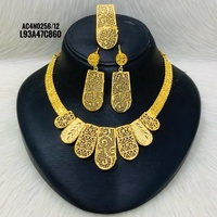 Set Kalung Rantai Kotak Bunga Berlapis Emas untuk Wanita Perhiasan Pesta 1 Gram Kalung Liontin Kuningan Beli Online India