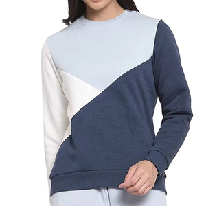 Sweat-shirt respirant idéal pour le temps froid ou la mode urbaine, manches longues pour femmes, tissu épais et chaud, coupe élégante et douce. - Product Image 1