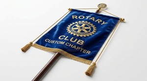 Bandera de satén del Rotary International Club con bordado dorado y flecos, ecológica para actividades promocionales - Product Image 3