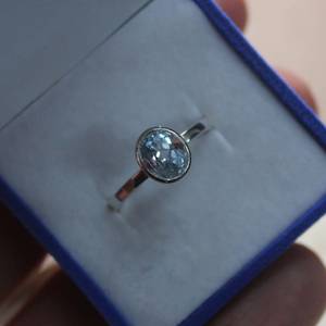 Anillo de Turmalina Verde, Plata de Ley 925, Bañado en Rodio, Anillo de Promesa Vintage, Joyería con Piedras Preciosas, Regalo para Mujer - Product Image 3