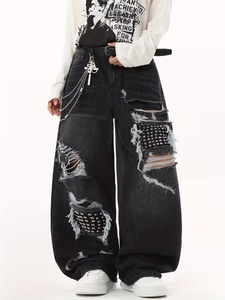 Jean large noir unisexe style rétro américain, clouté et vieilli, tendance streetwear hip-hop, polyvalent - Product Image 3