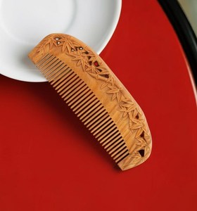 Peine de madera de neem moderno hecho a medida, cepillo de pelo elegante al por mayor, peine de madera de haya, peine de madera para barba, artesanías naturales - Product Image 1