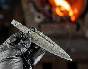 Hoja de cuchillo Sgian Dubh de acero de Damasco forjada a mano con patrón de gotas de lluvia para la fabricación de cuchillos escoceses - Product Image 3