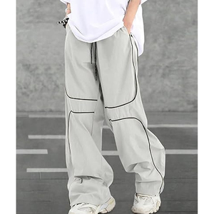 Nouveau pantalon cargo fonctionnel en polyester pour homme, style rétro américain, coupe droite décontractée avec cordon de serrage, collection Printemps/Été - Product Image 4