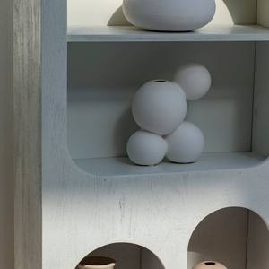 Étagères murales suspendues Vandana Altis Pebble, unité de rangement en bois moderne et minimaliste - Product Image 3