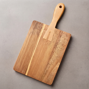 Planche à découper en bois naturel avec poignée intégrée et trou de suspension, écologique, épaisseur 1,5 cm, par REHMAN CRAFT - Product Image 6