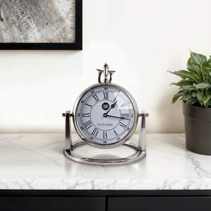 Elegant Compact Metal Desk Clock For <b>Small</b> Office Desk With Stylish Look And Practical Decorative Function - Product Image 3