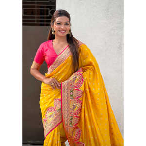 Sari de Pashmina de Seda Darbari con Bordado Zari, Color Mostaza, Ropa India y Pakistaní, 700g, Tejidos de Élite - Product Image 2