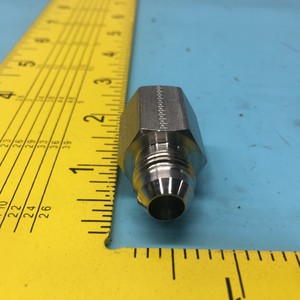 Conector AMAT 3300-02500 Hembra 3/8 T OD X 1/4 - Equipo y Piezas de Semiconductores de Confianza de Tradicción Global - Product Image 6