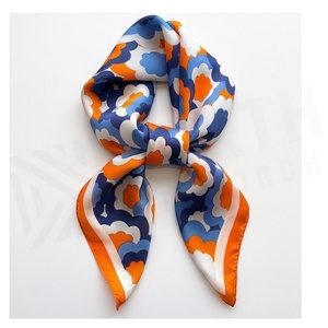 Women's Square <b>Silk</b> <b>Scarf</b> Digital Print Floral Elegant Multi-Functional Outdoor Fashion Accessory All Seasons - Product Image 3