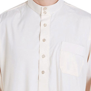 Jubba Thobe Árabe Personalizada con Logotipo para Hombre, Túnica de Manga Larga con Bolsillos, Vestido Musulmán de Arabia Saudita con Toque de Lujo en Poliéster - Product Image 3