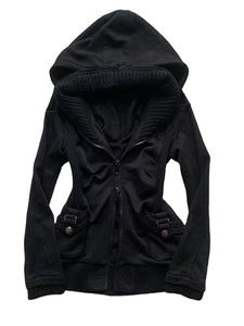 Sweat-shirt à capuche décontracté pour femme, motif gothique, hiver, couleur unie, plissé, haut slim avec logo frontal, mode polyvalente - Product Image 3