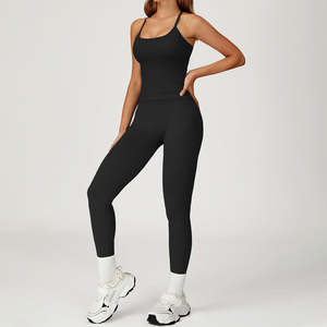 Conjunto Deportivo de Tres Piezas para Mujer, Bra Deportivo Elástico, Pantalones Cortos y Mono con Cierre Completo, Ropa Deportiva Casual, Corte Ajustado - Product Image 5