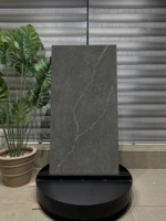Carrelage Céramique FALCON ANTHRACITE Qualité Export, Finition Polie Mate, Revêtement Mural et de Sol de Luxe, Design Moderne pour Intérieur, Disponible en Promotion