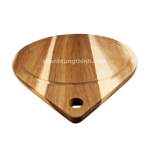 Planche à découper ronde en bois Thinh Tung Thinh avec poignée, fabriquée au Vietnam, emballage individuel - Product Image 5