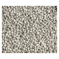 Granulés de polyéthylène haute densité (HDPE) recyclé, qualité soufflage, blanc, matière première pour applications de moulage par soufflage à usage industriel