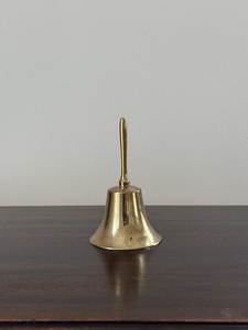 Campana de Mano Decorativa Vintage de Latón para el Hogar, Templo, Oración y Servicio de Recepción con Acabado Elegante - Product Image 3