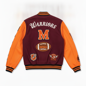 Chaqueta Varsity Marrón para Hombre con Mangas Naranjas, Diseño de Parche Bordado con el Número 99 en el Frente, Ropa Casual de Otoño - Product Image 4