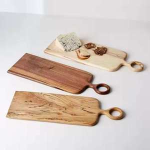 Tabla de cortar hecha a mano de madera de olivo con asa, tabla de servir y cortar con veta natural, tabla de quesos ecológica para cocina - Product Image 2