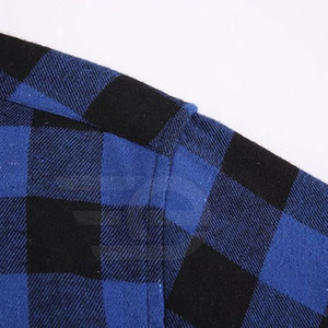 เสื้อเชิ้ตผ้าสักหลาดผู้ชาย ผ้าฝ้ายเนื้อนุ่ม ลายสก็อต ติดกระดุม แขนยาว สวมใส่สบาย อุ่นสบาย เหมาะสำหรับใส่ในชีวิตประจำวันและกิจกรรมกลางแจ้ง - Product Image 4