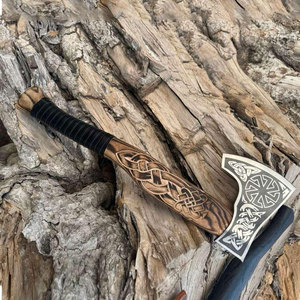Hacha Vikinga con Diseño Nórdico, Hoja de Acero al Carbono de Grado Industrial, Mango de Madera, Aspecto Artesanal, Artículo Decorativo para Regalo - Product Image 2