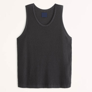 Débardeur côtelé noir pour homme, col rond, couleur unie, décontracté, respirant, en coton et élasthanne, sans manches, avec logo frontal - Product Image 3